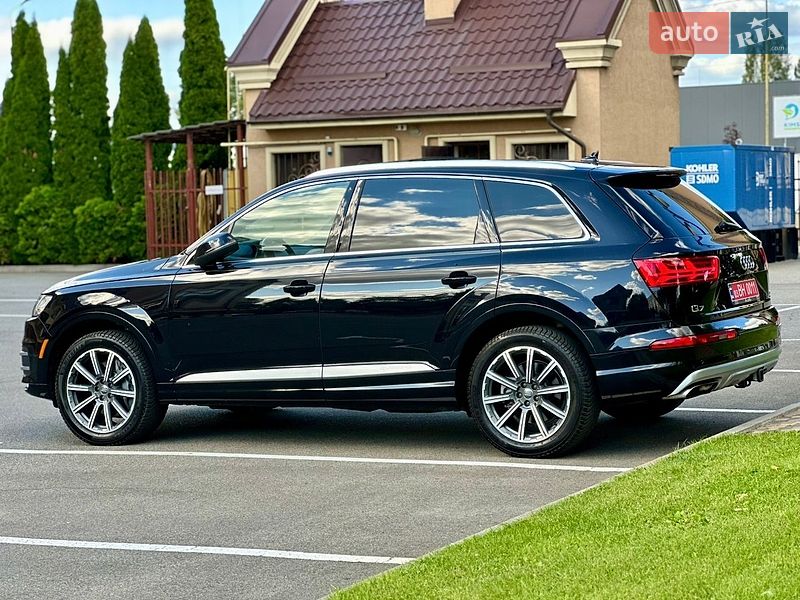 Внедорожник / Кроссовер Audi Q7 2017 в Киеве