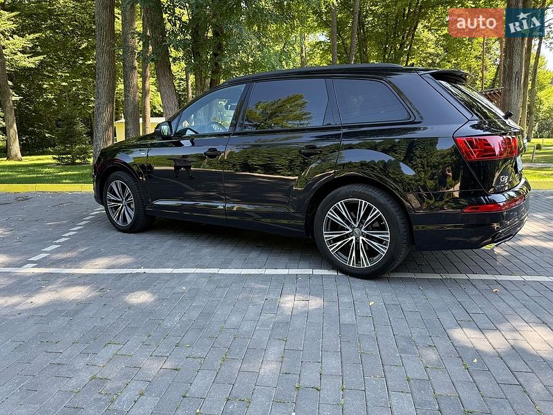 Внедорожник / Кроссовер Audi Q7 2018 в Киеве фото 2 Внедорожник / Кроссовер Audi Q7 2018 в Киеве