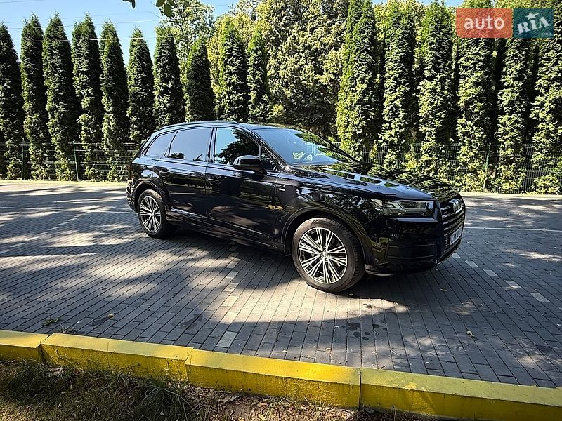 Внедорожник / Кроссовер Audi Q7 2018 в Киеве фото 31 Внедорожник / Кроссовер Audi Q7 2018 в Киеве