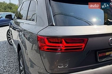 Позашляховик / Кросовер Audi Q7 2016 в Стрию