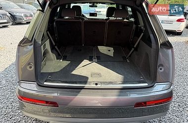 Позашляховик / Кросовер Audi Q7 2016 в Стрию