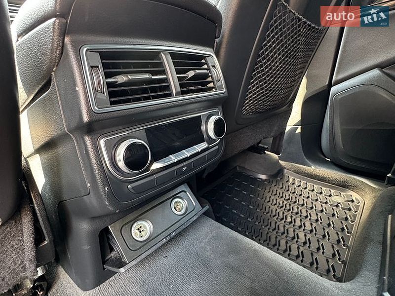 Позашляховик / Кросовер Audi Q7 2016 в Рівному фото 27 Позашляховик / Кросовер Audi Q7 2016 в Рівному