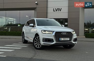 Audi Q7  2019