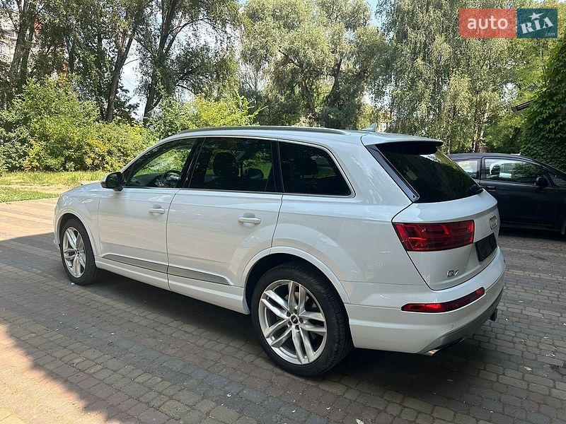 Внедорожник / Кроссовер Audi Q7 2018 в Сторожинце фото 5 Внедорожник / Кроссовер Audi Q7 2018 в Сторожинце