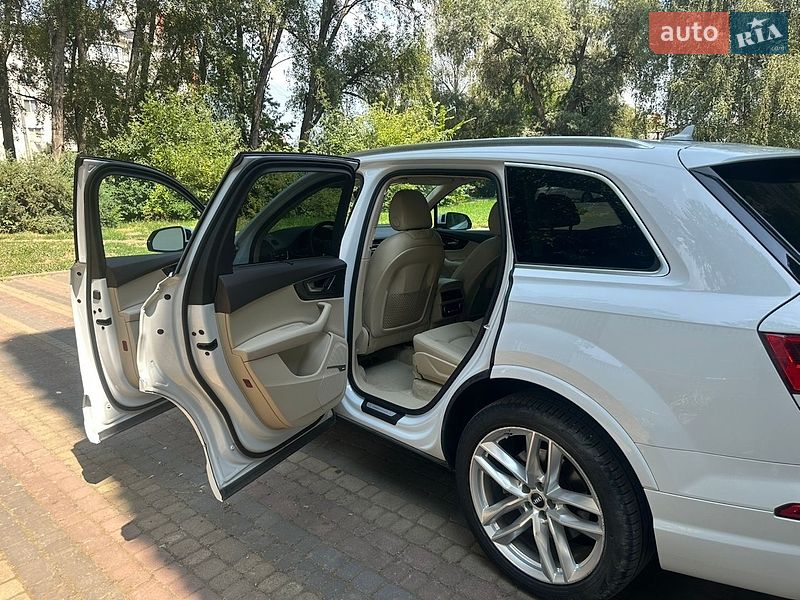 Внедорожник / Кроссовер Audi Q7 2018 в Сторожинце фото 9 Внедорожник / Кроссовер Audi Q7 2018 в Сторожинце