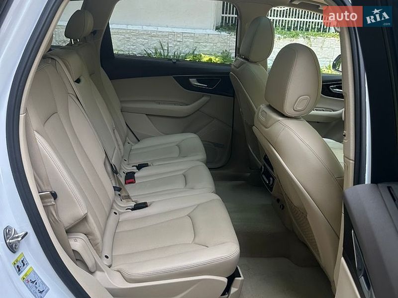 Внедорожник / Кроссовер Audi Q7 2018 в Сторожинце фото 12 Внедорожник / Кроссовер Audi Q7 2018 в Сторожинце