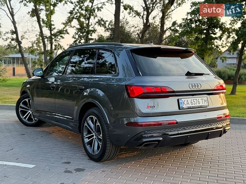Позашляховик / Кросовер Audi Q7 2024 в Києві фото 23 Позашляховик / Кросовер Audi Q7 2024 в Києві