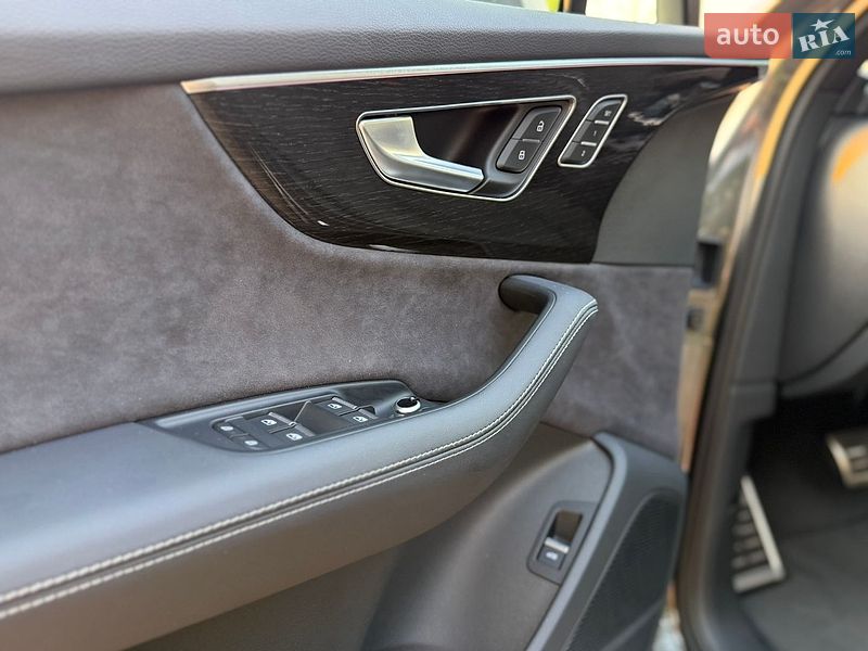 Позашляховик / Кросовер Audi Q7 2024 в Києві фото 28 Позашляховик / Кросовер Audi Q7 2024 в Києві