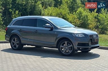 Позашляховик / Кросовер Audi Q7 2015 в Тернополі