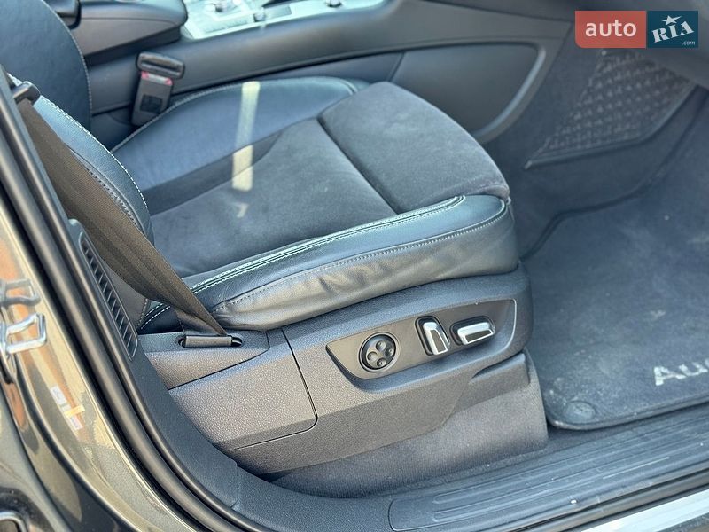 Позашляховик / Кросовер Audi Q7 2015 в Тернополі