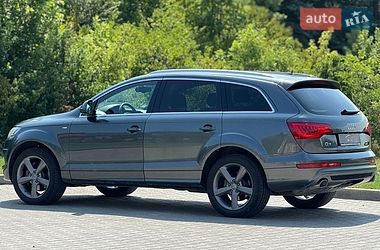 Позашляховик / Кросовер Audi Q7 2015 в Тернополі