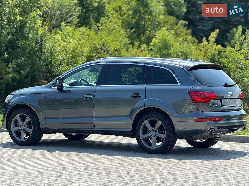 Позашляховик / Кросовер Audi Q7 2015 в Тернополі