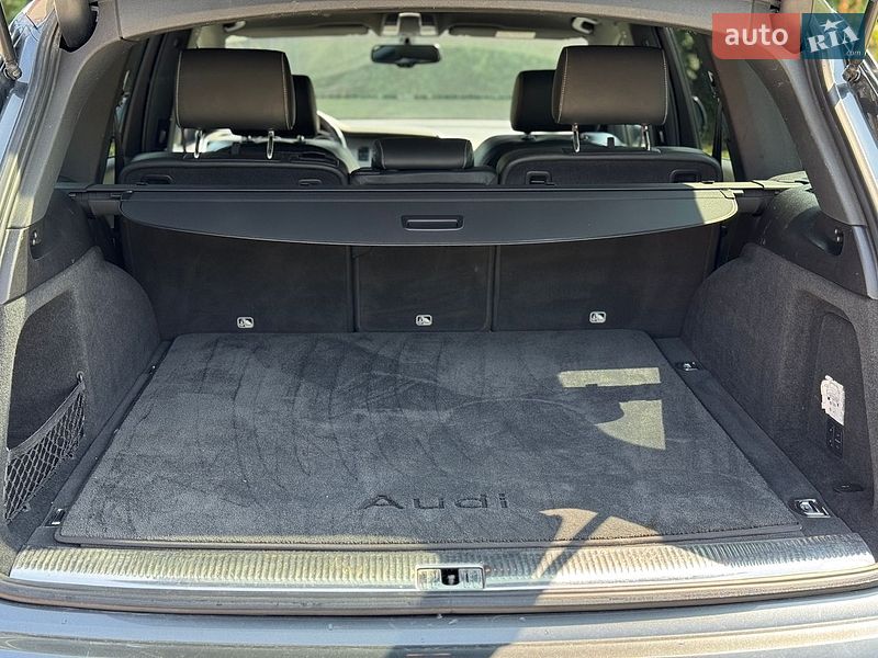 Позашляховик / Кросовер Audi Q7 2015 в Тернополі