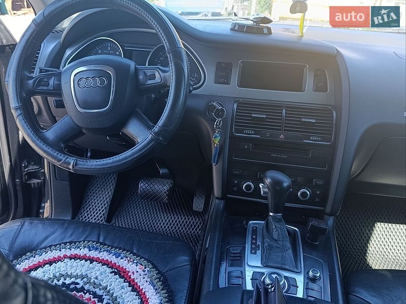 Внедорожник / Кроссовер Audi Q7 2007 в Киеве фото 5 Внедорожник / Кроссовер Audi Q7 2007 в Киеве