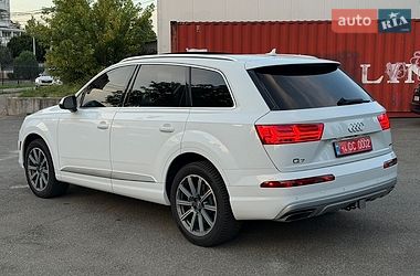 Позашляховик / Кросовер Audi Q7 2018 в Києві