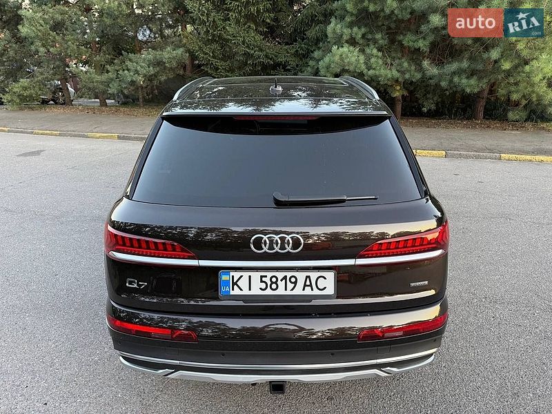 Позашляховик / Кросовер Audi Q7 2023 в Києві фото 9 Позашляховик / Кросовер Audi Q7 2023 в Києві