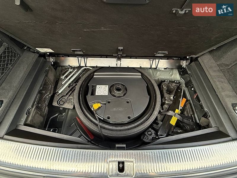 Внедорожник / Кроссовер Audi Q7 2013 в Ровно