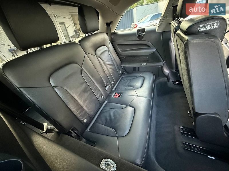Внедорожник / Кроссовер Audi Q7 2013 в Ровно