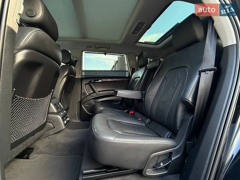 Внедорожник / Кроссовер Audi Q7 2013 в Ровно