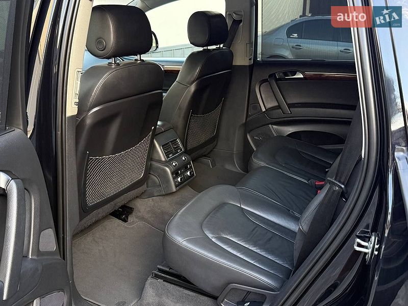 Внедорожник / Кроссовер Audi Q7 2013 в Ровно