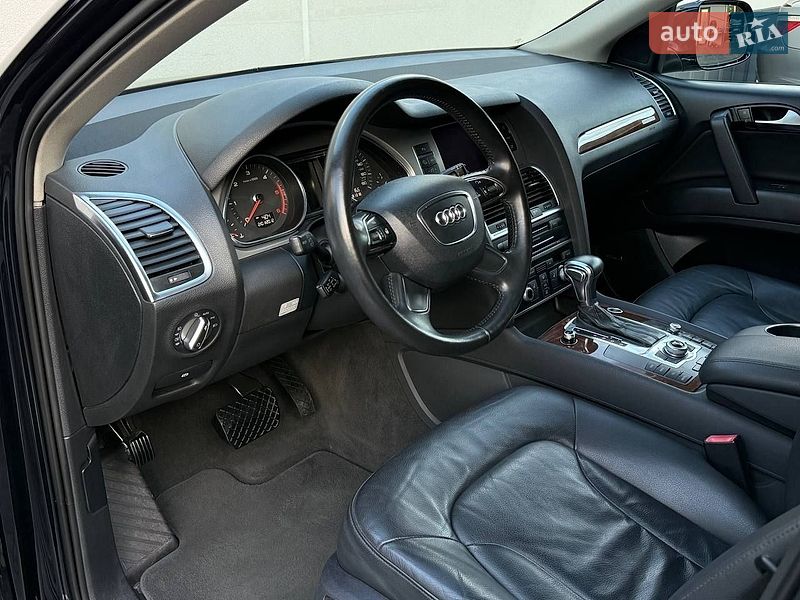 Внедорожник / Кроссовер Audi Q7 2013 в Ровно