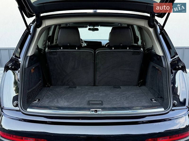 Внедорожник / Кроссовер Audi Q7 2013 в Ровно