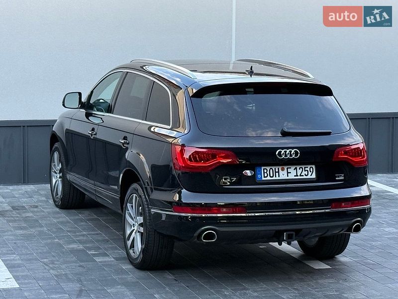 Внедорожник / Кроссовер Audi Q7 2013 в Ровно