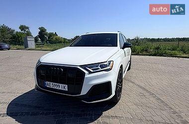 Audi Q7  2020