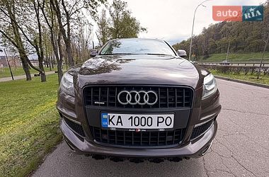 Audi Q7  2010