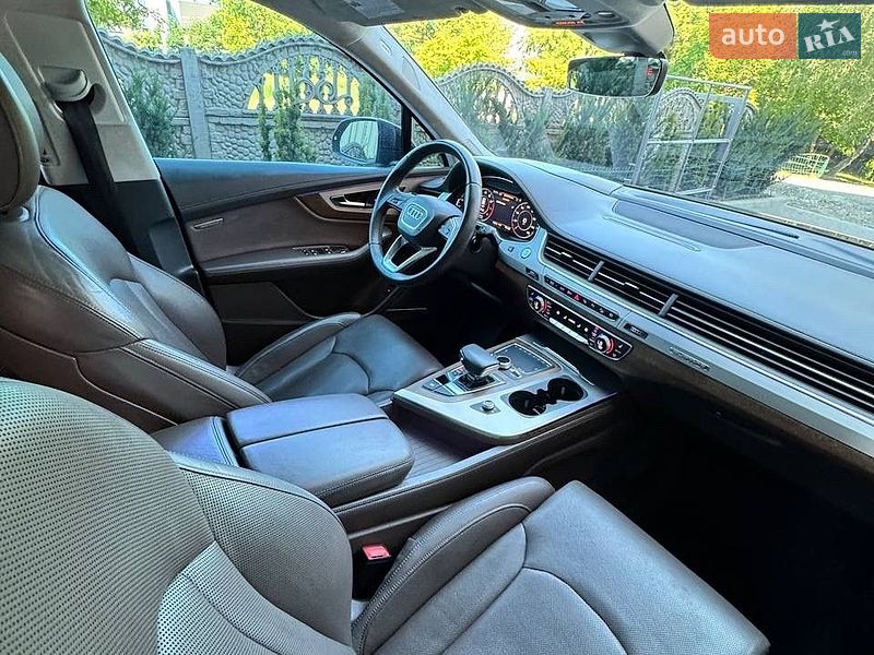Внедорожник / Кроссовер Audi Q7 2019 в Хмельницком