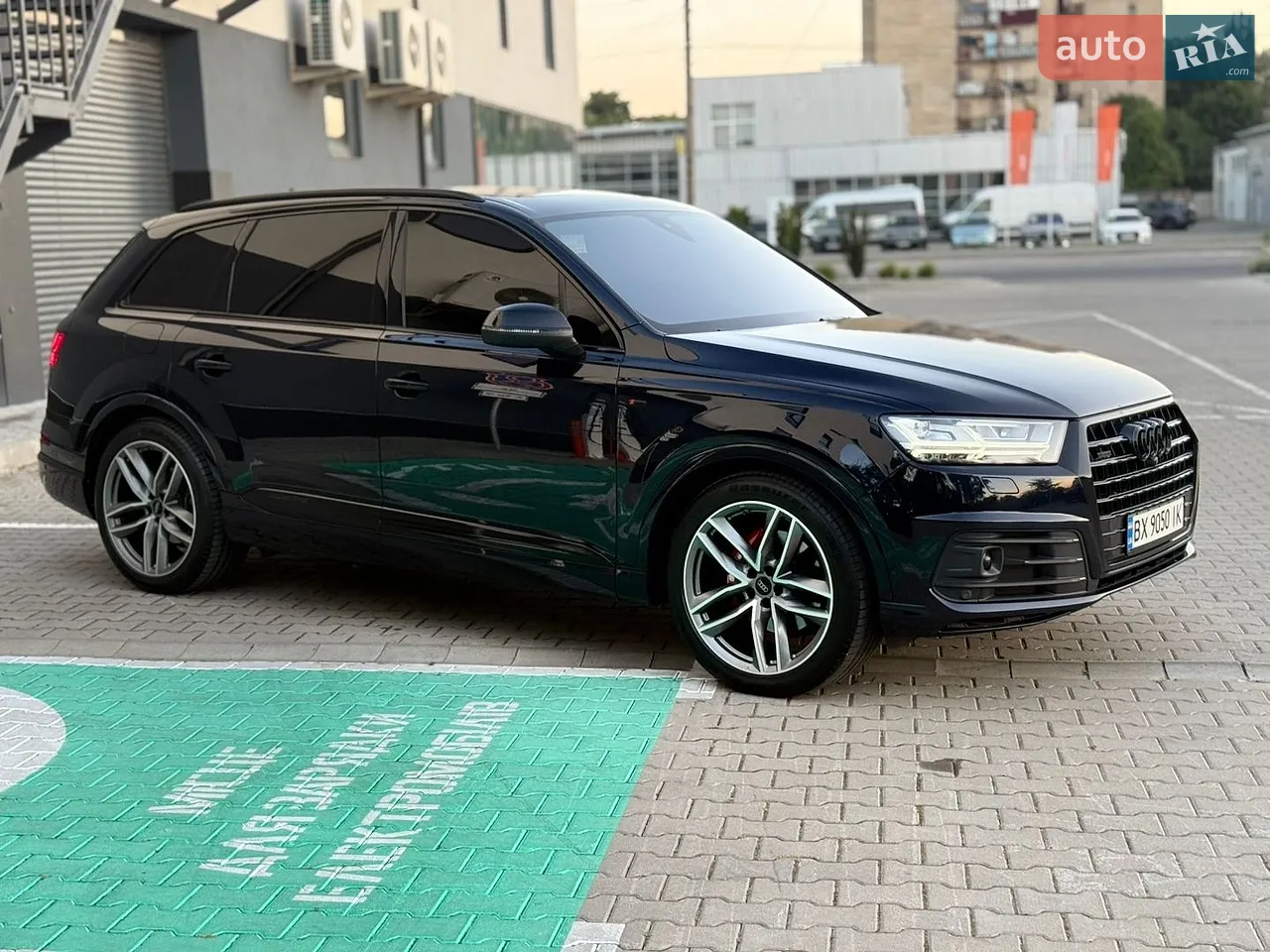 2016 Audi Q7 - мініатюра 3