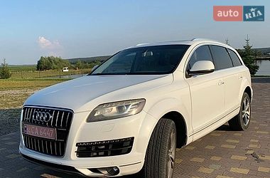 Audi Q7  2013