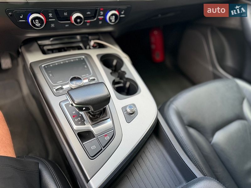 Внедорожник / Кроссовер Audi Q7 2018 в Ивано-Франковске