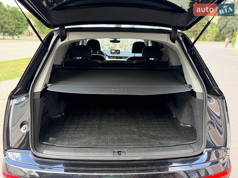 Внедорожник / Кроссовер Audi Q7 2018 в Ивано-Франковске