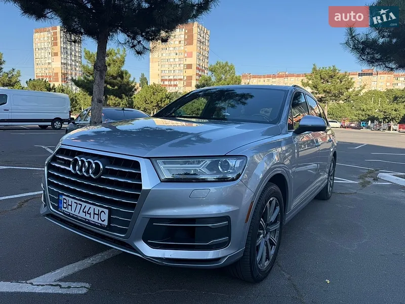 Audi Q7