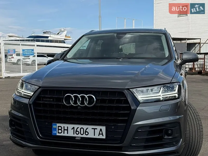 Audi Q7 2016