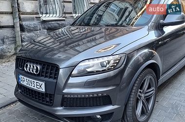 Audi Q7  2012
