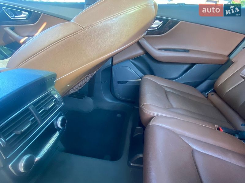 Внедорожник / Кроссовер Audi Q7 2016 в Тернополе