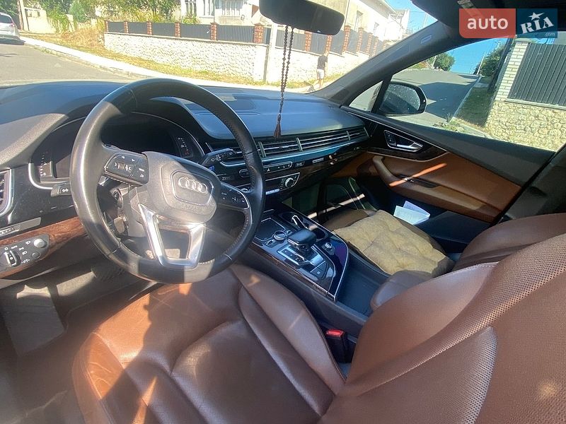 Внедорожник / Кроссовер Audi Q7 2016 в Тернополе