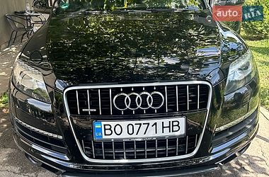 Audi Q7 2011