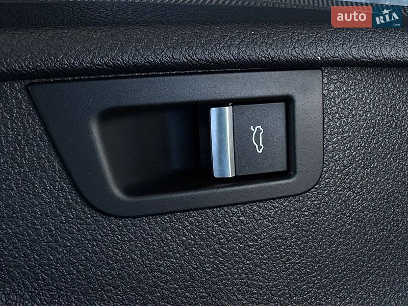 Позашляховик / Кросовер Audi Q7 2019 в Рівному