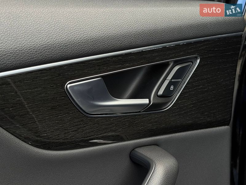 Позашляховик / Кросовер Audi Q7 2019 в Рівному