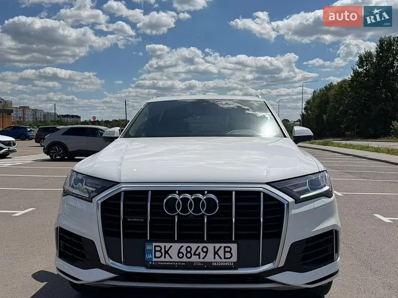 Audi Q7 2021