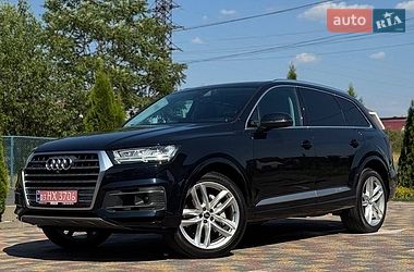 Audi Q7  2017