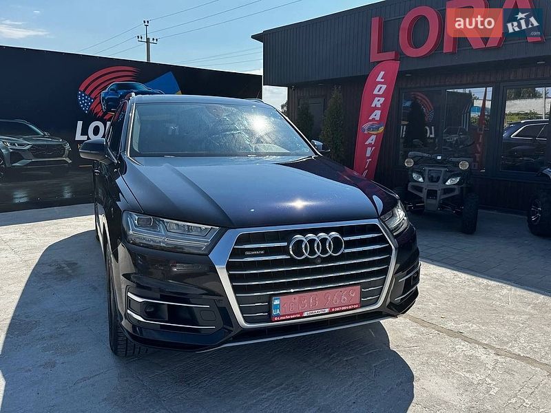 Внедорожник / Кроссовер Audi Q7 2016 в Ровно