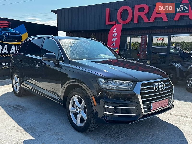 Внедорожник / Кроссовер Audi Q7 2016 в Ровно