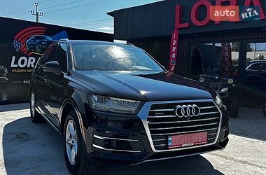 Внедорожник / Кроссовер Audi Q7 2016 в Ровно
