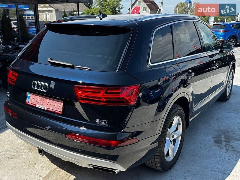 Внедорожник / Кроссовер Audi Q7 2016 в Ровно