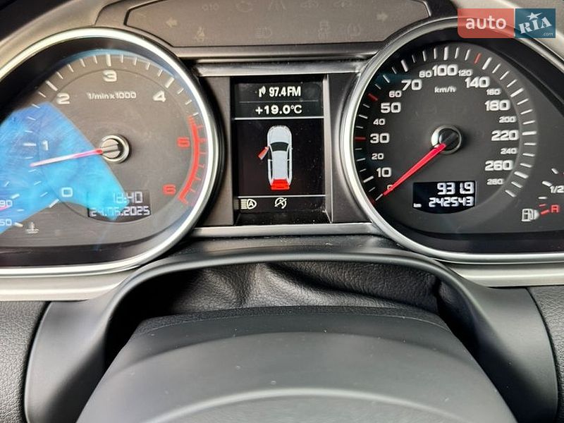 Внедорожник / Кроссовер Audi Q7 2015 в Львове фото 21 Внедорожник / Кроссовер Audi Q7 2015 в Львове