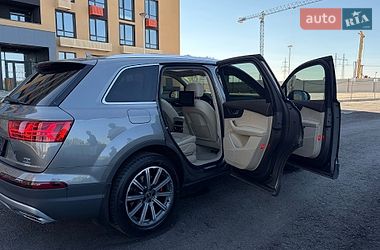 Audi Q7 2016